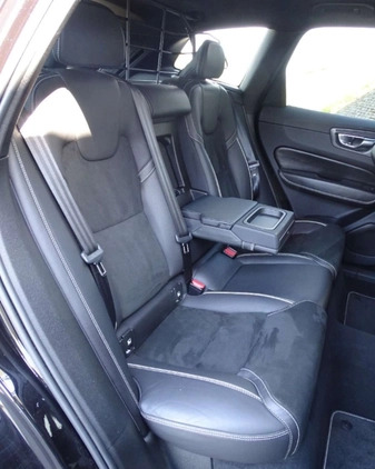 Volvo XC 60 cena 134900 przebieg: 143000, rok produkcji 2018 z Skarszewy małe 254